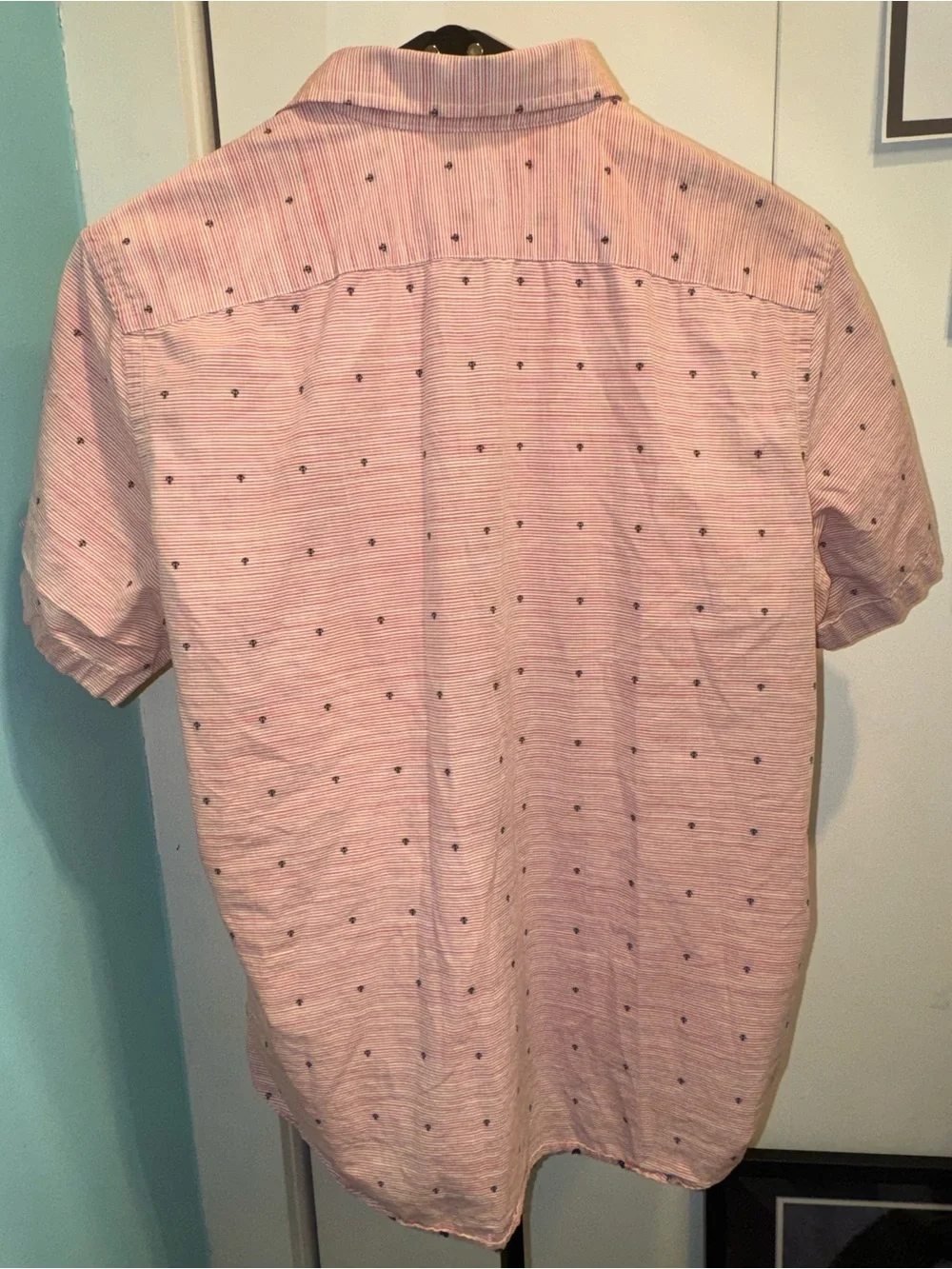 Banana Republic Men L Red Stripe Embroidered Cotton Short Sleeve Shirt